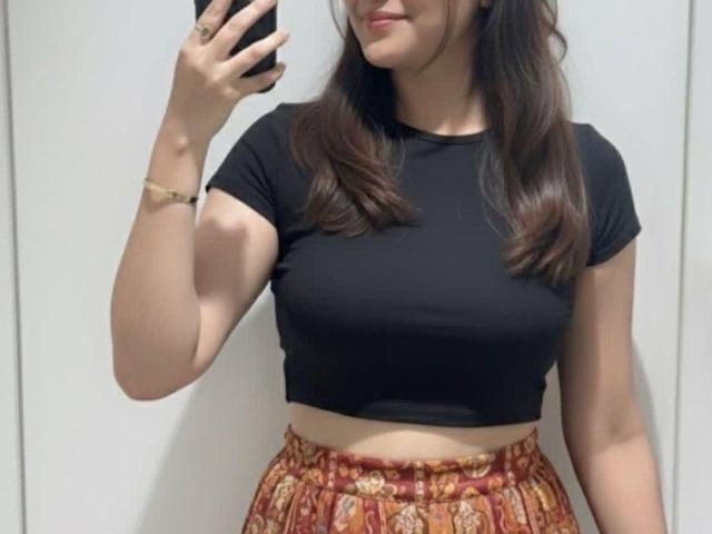 Call girls in The Roseman Hotel & Suites, Ghaziabad 9990233396 Escorts service