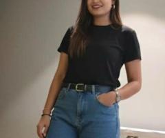 Call girls in Sector 12 Noida 9990233396 Escorts service