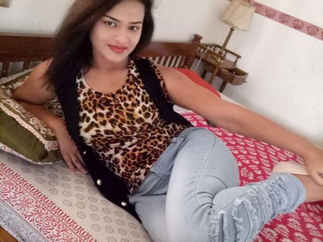Call girl in DLF Phase 2, ✲[[99-58-O-18831]]✲ (Independent) Call Girls Gurgaon DLF City