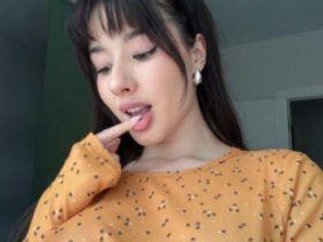 Call, Girls In Sector 75 Noida 9990411176- Female Escorts Service In Delhi/NCR