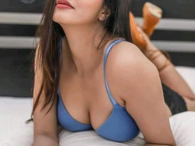 98999,38813 High Profile Call Girls in TughlaQabad, Delhi