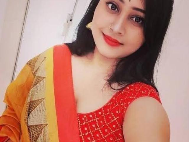 Call Girls In Noida ¶¶ 9811611494 ¶¶ Escort Noida