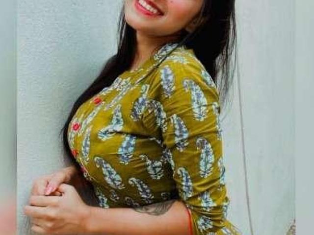 Call Girls in ShaStri NaGar ₰≛9911107661≛₰ Delhi ...