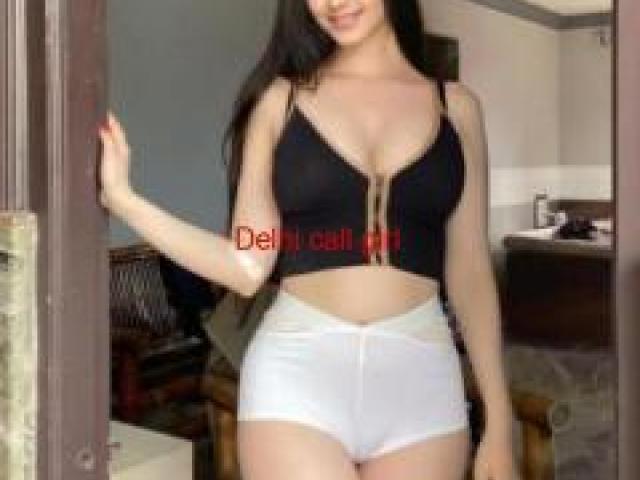Best Call Girls In Majnu Ka tilla 9599713271 Escort Service In ...